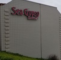 Sea Gypsy Motel logo